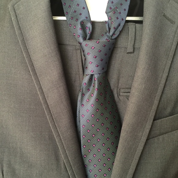 LANDS' END Men's Suit (+Neck Tie), Grey, size 44R - Picture 3 of 8